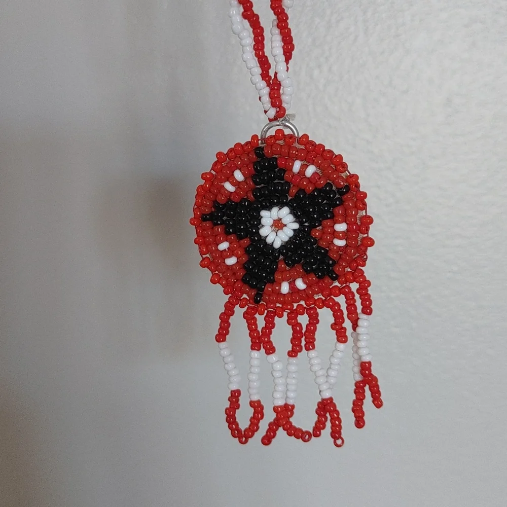 Native American Seed Bead Necklace Star Pattern Twisted C